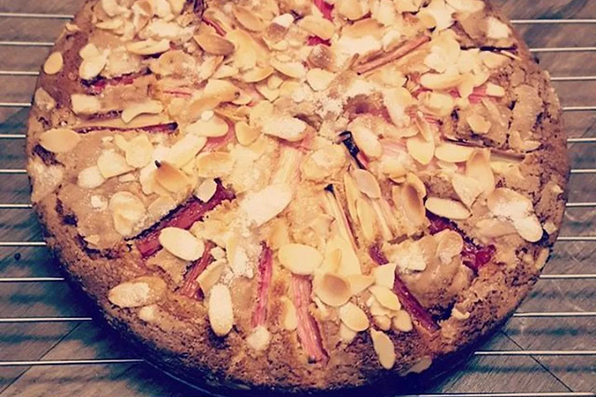 Rhubarb Cake I