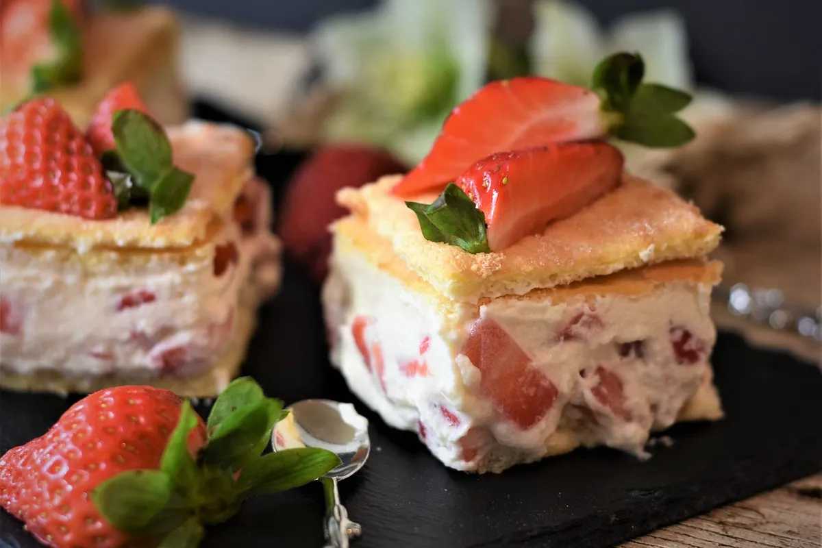 Strawberry Bee Sting Tarts