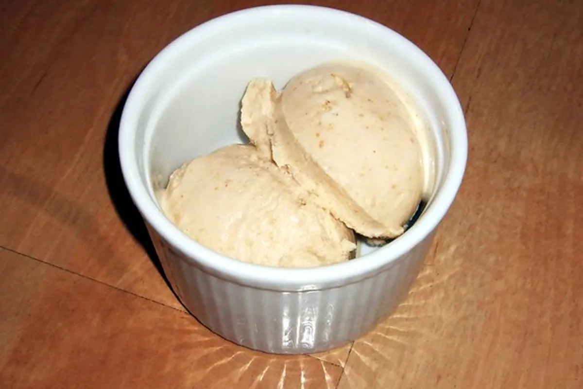 Peanut Butter Ice Cream Cups