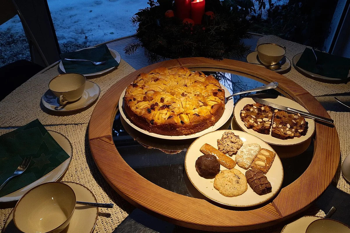 German Apple Cake