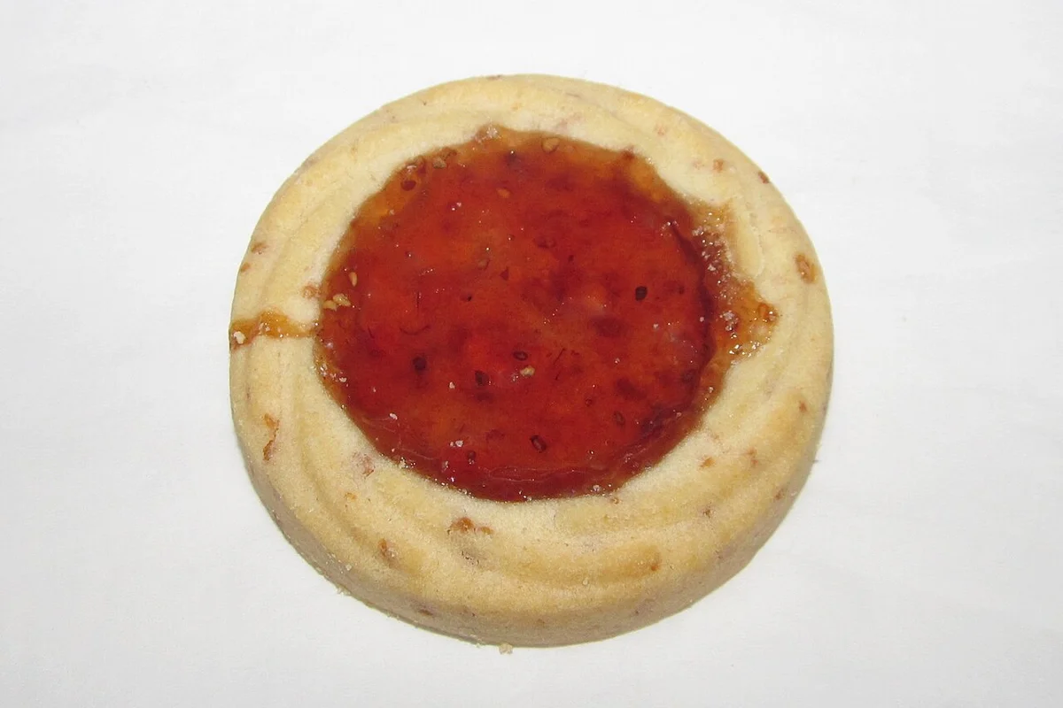 Strawberry Cookie Pie