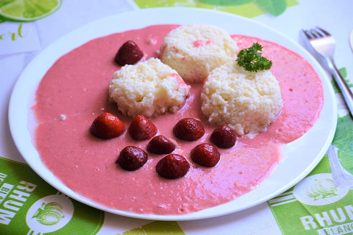 Strawberry and Rice Pudding