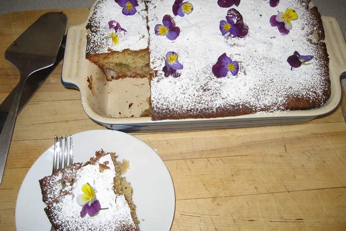 Simple Rhubarb Cake