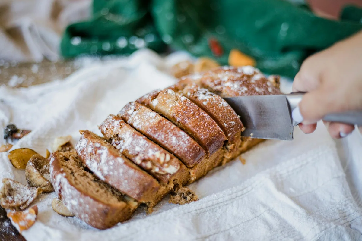 Nostalgia Date Nut Loaf