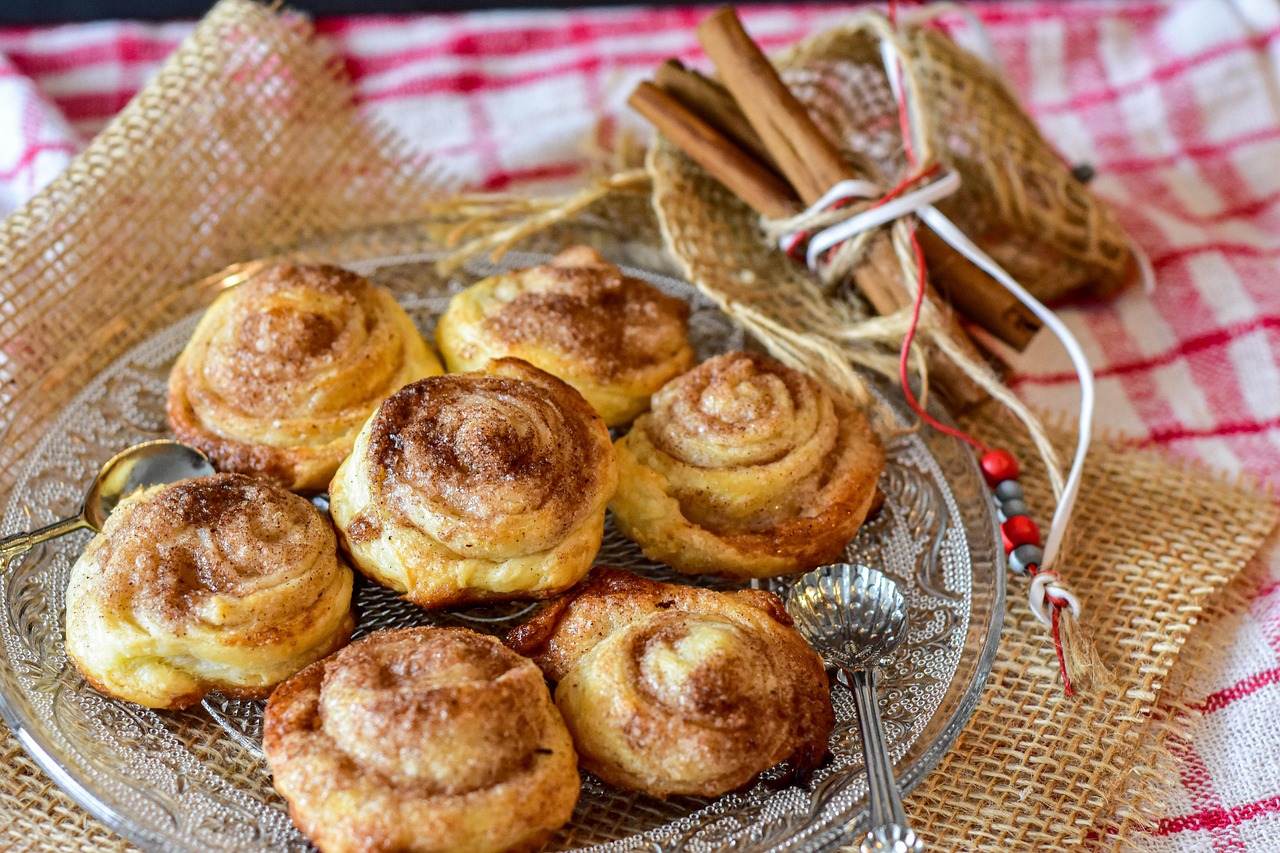 Ginger and Cinnamon Roll-ups